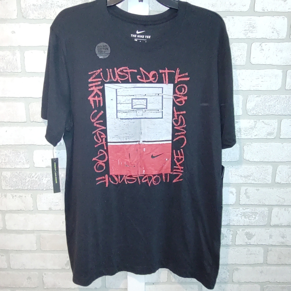 Nike, Graphic t shirt basketball, NEW, large